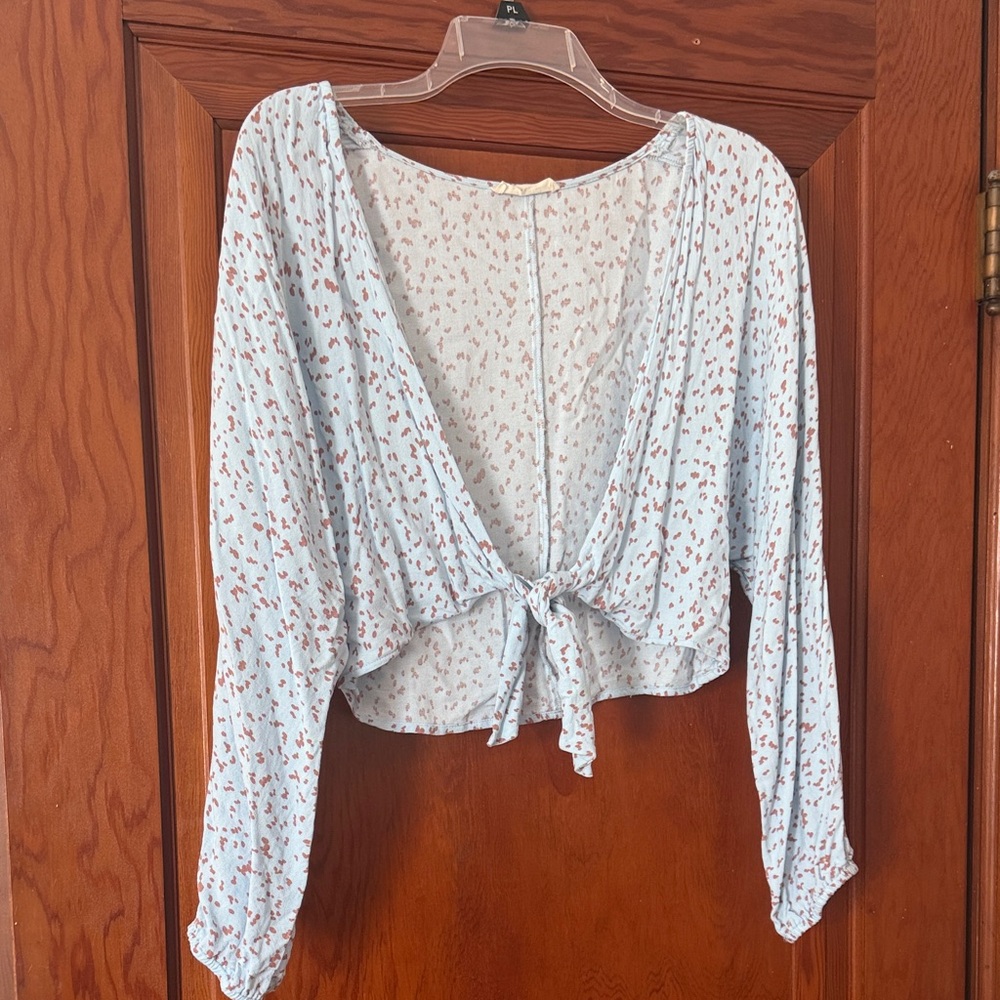 ILLA ILLA Floral Tie-Front Blouse - Light Blue and Red